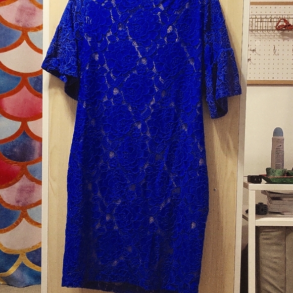 Ivanka Trump midi dress/Size 12 - Picture 2 of 3